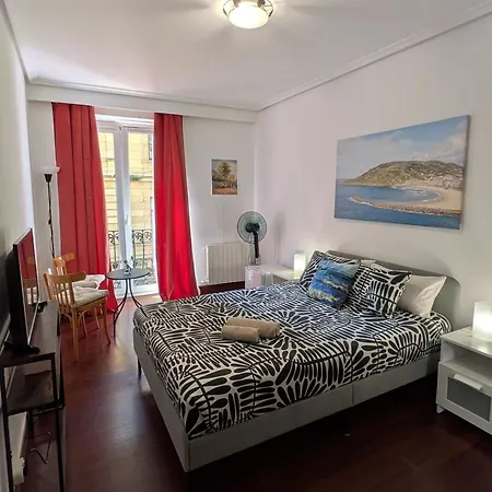 Casa Santa Barbara * 산세바스티안